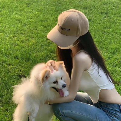 布劳涅森林的女人们